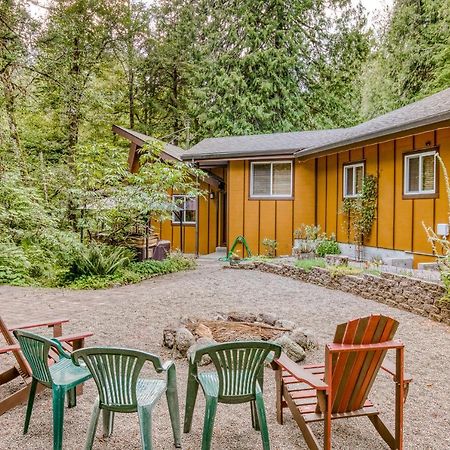 Creekside Cabin Rhododendron Exterior photo